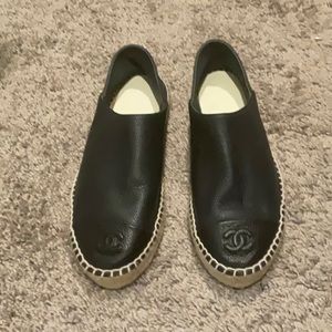 Chanel Espadrilles in Black Pebbled Leather 38 8